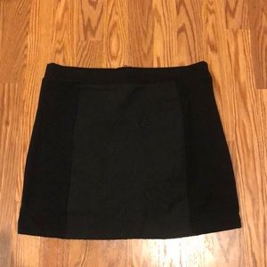 American Eagle Black Skirt
